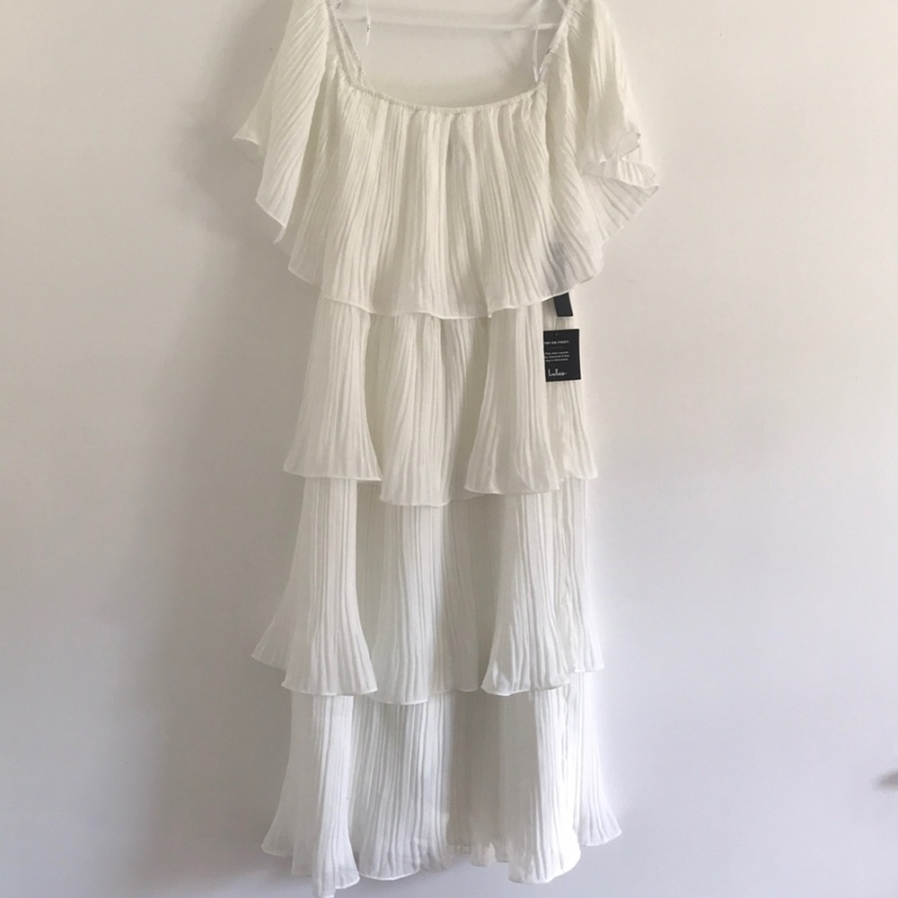 Lulu’s tiered midi dress